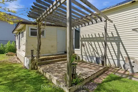 99 Joseph Street Fort Erie ON L2A 5J6