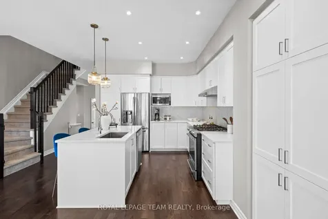 49 Plank Street Kanata ON K2V 0M4
