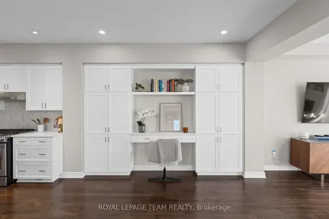 49 Plank Street Kanata ON K2V 0M4