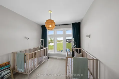 49 Plank Street Kanata ON K2V 0M4