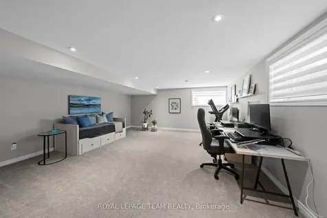 49 Plank Street Kanata ON K2V 0M4
