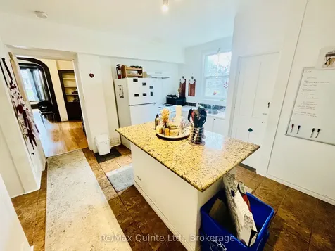 45 Highland Avenue Belleville ON K8P 3R2