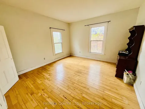 45 Highland Avenue Belleville ON K8P 3R2