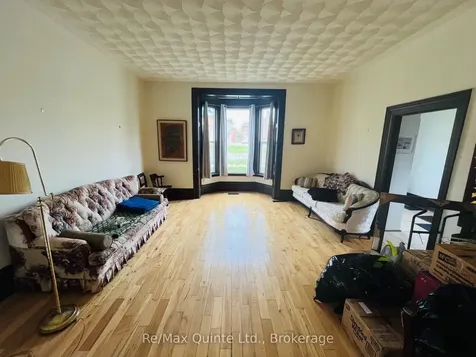 45 Highland Avenue Belleville ON K8P 3R2