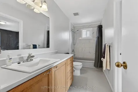 1080 Palmerston Crescent Kingston ON K7P 2P5