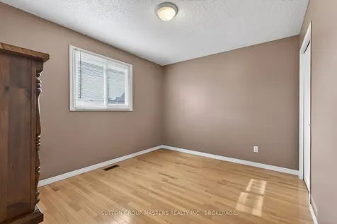1080 Palmerston Crescent Kingston ON K7P 2P5