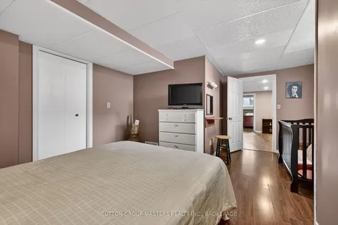 1080 Palmerston Crescent Kingston ON K7P 2P5