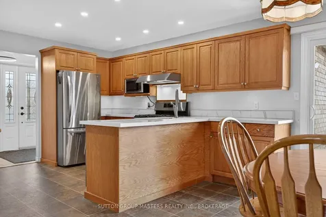 1080 Palmerston Crescent Kingston ON K7P 2P5