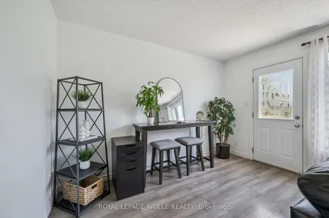 71 Blackhorne Drive Kitchener ON N2E 1T5