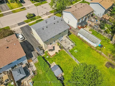 71 Blackhorne Drive Kitchener ON N2E 1T5