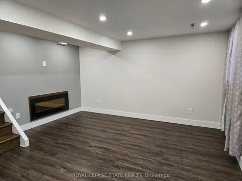 3 Governor Simcoe Drive St. Catharines ON L2N 3J1