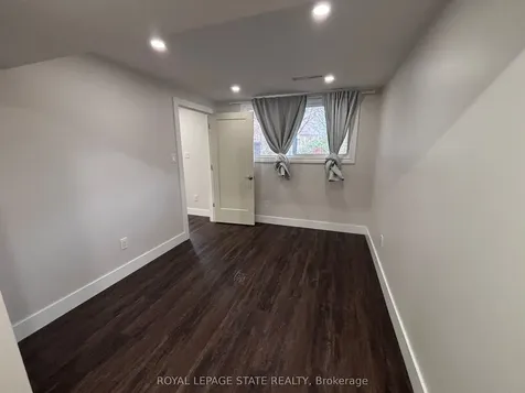 3 Governor Simcoe Drive St. Catharines ON L2N 3J1