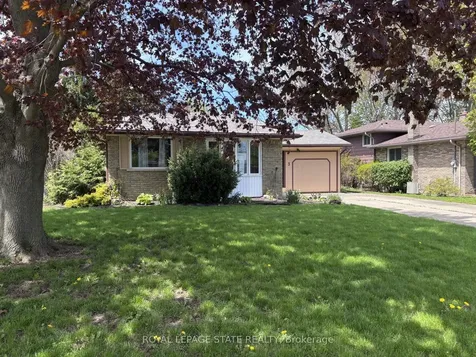 3 Governor Simcoe Drive St. Catharines ON L2N 3J1