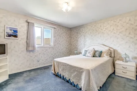 19 Hanlon Place Brant ON N3L 4E7