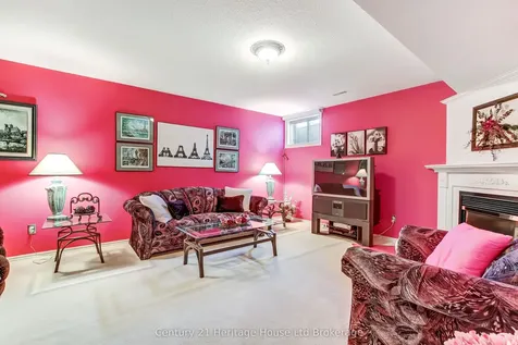 19 Hanlon Place Brant ON N3L 4E7