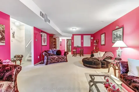 19 Hanlon Place Brant ON N3L 4E7