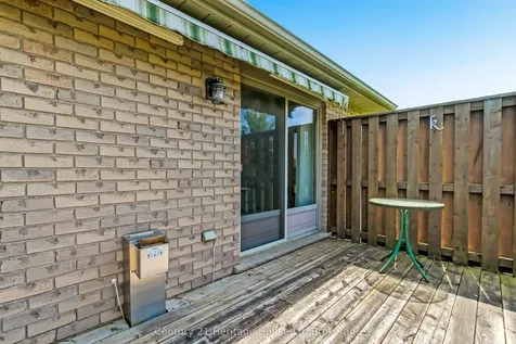 19 Hanlon Place Brant ON N3L 4E7