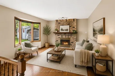 35 Amblecote Place Hamilton ON L8W 3E9