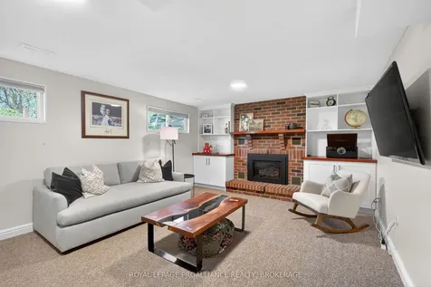 800 Allum Avenue Kingston ON K7M 7A1