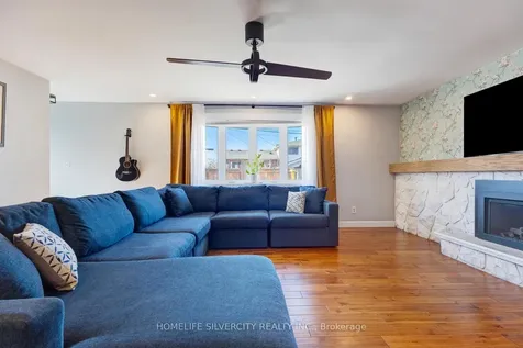 203 Montmorency Drive Hamilton ON L8K 5H3