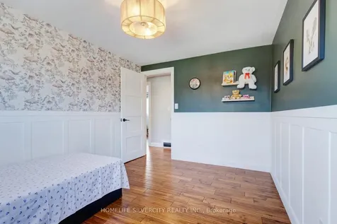 203 Montmorency Drive Hamilton ON L8K 5H3