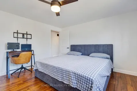 203 Montmorency Drive Hamilton ON L8K 5H3
