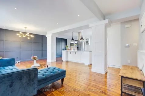 203 Montmorency Drive Hamilton ON L8K 5H3