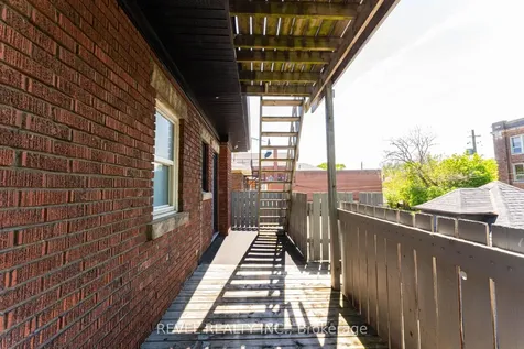 822 Main Street E Hamilton ON L8M 1L6