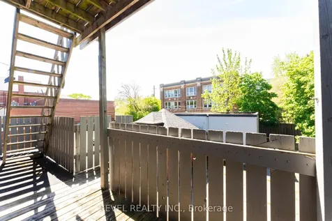 822 Main Street E Hamilton ON L8M 1L6