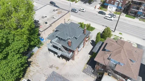 822 Main Street E Hamilton ON L8M 1L6