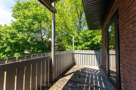 822 Main Street E Hamilton ON L8M 1L6