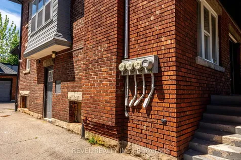 822 Main Street E Hamilton ON L8M 1L6