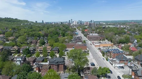 822 Main Street E Hamilton ON L8M 1L6