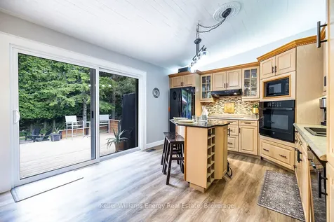 19 Pinewood Crescent Kawartha Lakes ON L0A 1K0