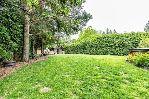 19 Pinewood Crescent Kawartha Lakes ON L0A 1K0