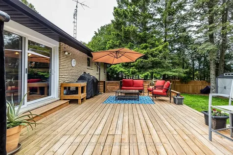 19 Pinewood Crescent Kawartha Lakes ON L0A 1K0