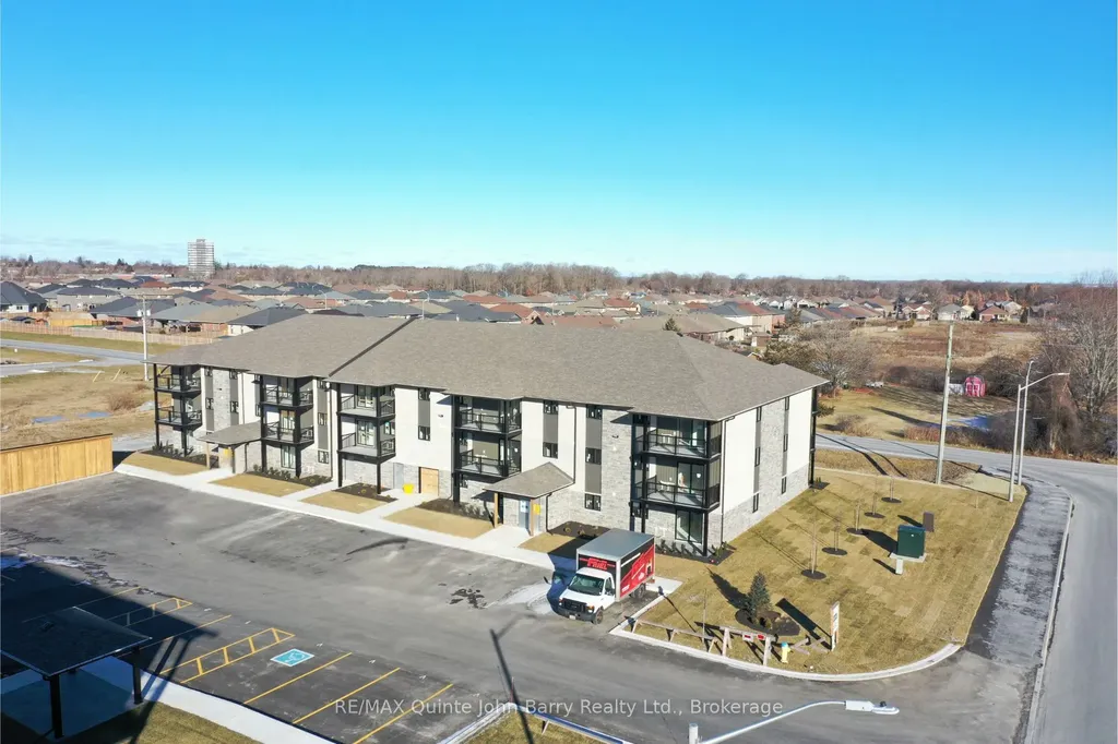 203-10 Hillside Meadow Drive Quinte West ON K8V 0J7