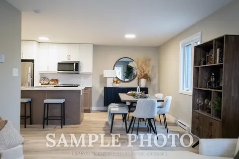 203-10 Hillside Meadow Drive Quinte West ON K8V 0J7
