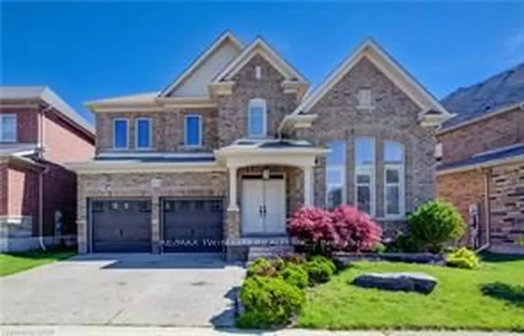 264 Evens Pond Crescent Kitchener ON N2R 0B8