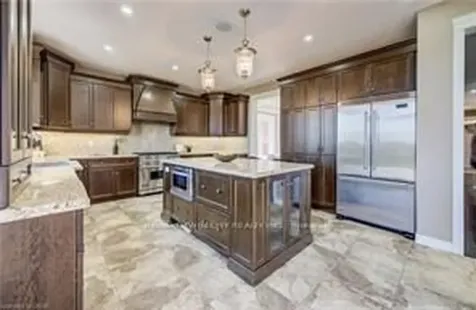 264 Evens Pond Crescent Kitchener ON N2R 0B8