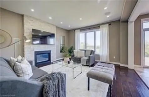 264 Evens Pond Crescent Kitchener ON N2R 0B8