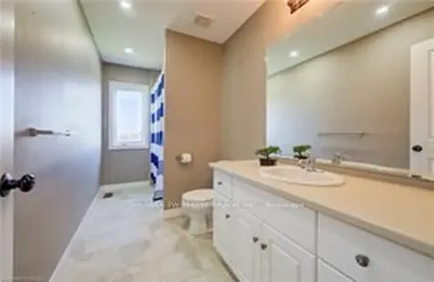 264 Evens Pond Crescent Kitchener ON N2R 0B8