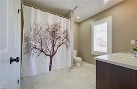 264 Evens Pond Crescent Kitchener ON N2R 0B8