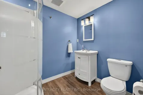 8735 Howe Crescent Niagara Falls ON L2G 6Z4
