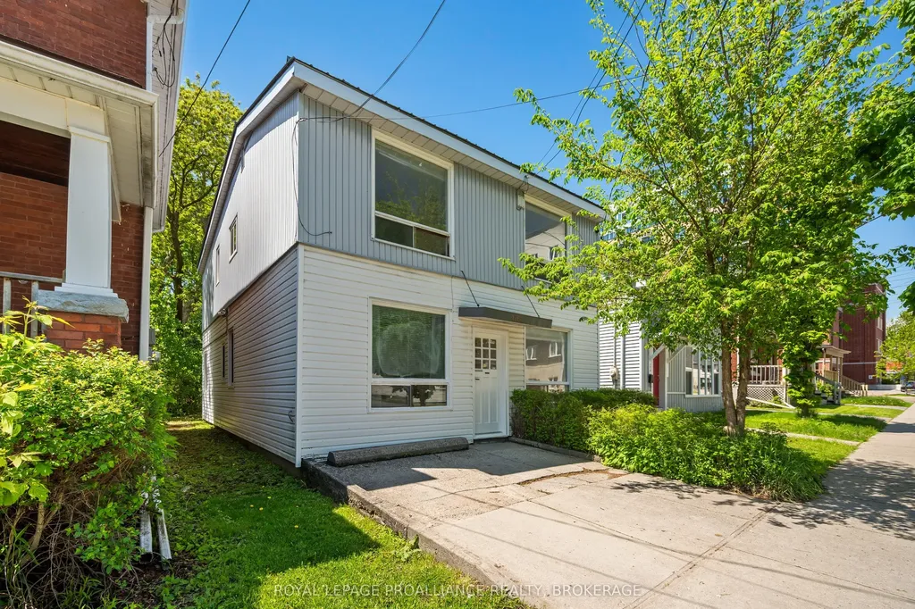 176 Nelson Street Kingston ON K7L 3X1