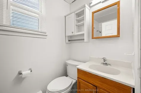 176 Nelson Street Kingston ON K7L 3X1
