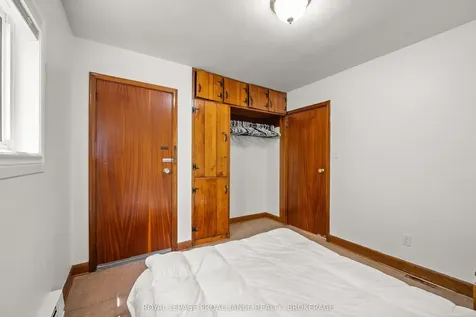 176 Nelson Street Kingston ON K7L 3X1