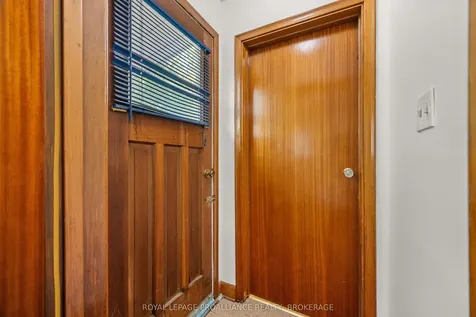 176 Nelson Street Kingston ON K7L 3X1