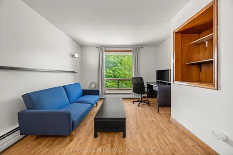 176 Nelson Street Kingston ON K7L 3X1