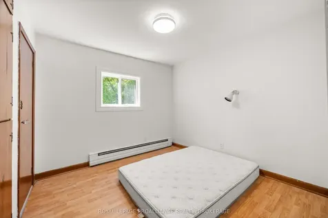 176 Nelson Street Kingston ON K7L 3X1